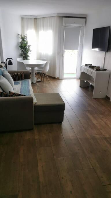 Apartamento En El Centro De Puerto Pollensa L Apartment Luaran gambar